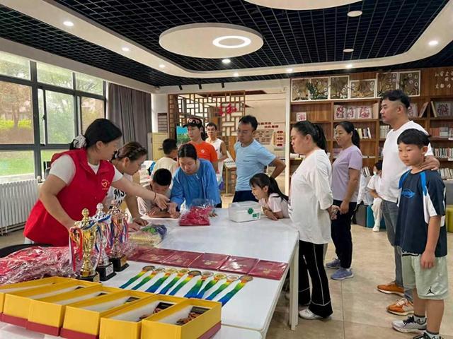 备了男子, 活动 备了男子, 活动